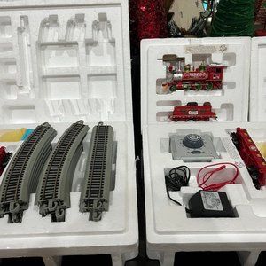 TRAIN SET